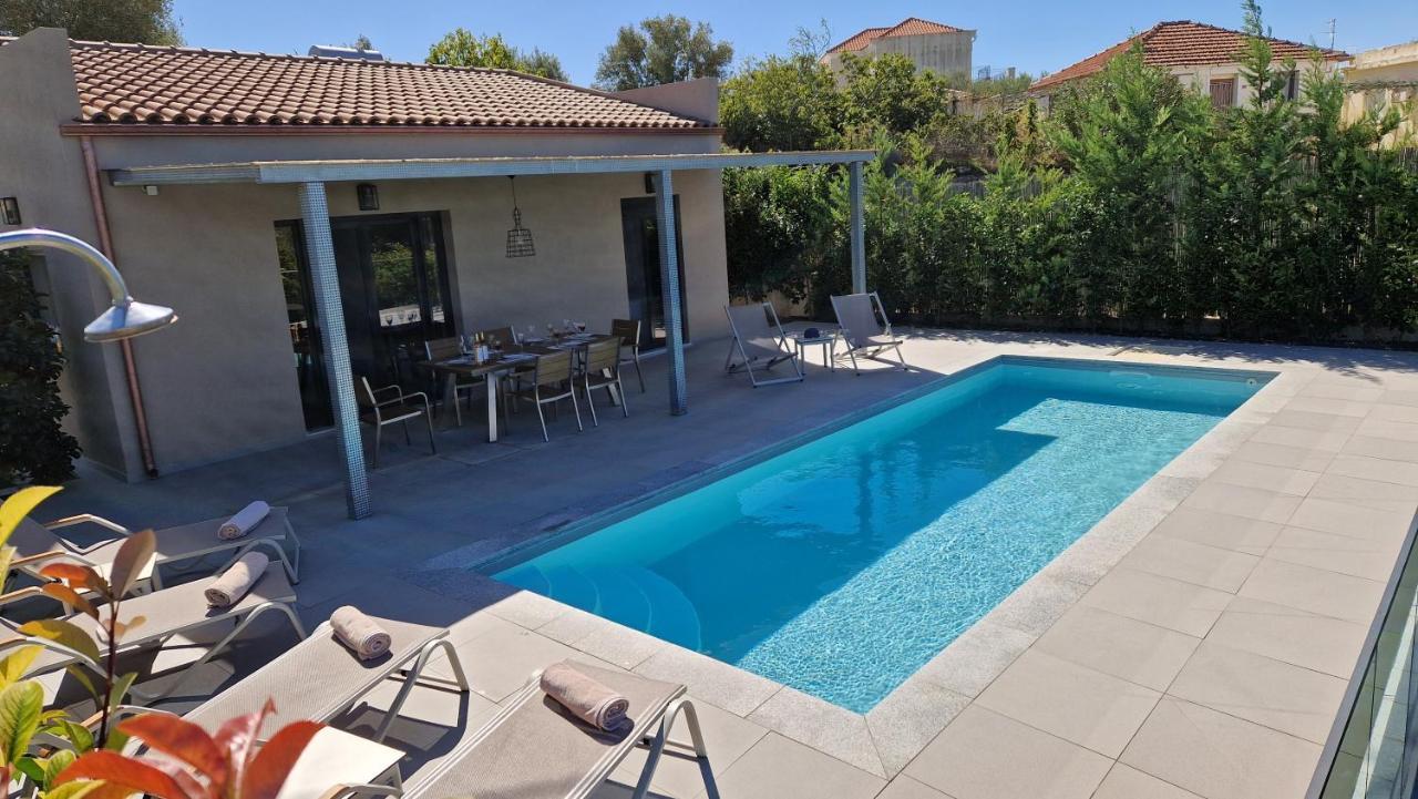 Onar - Luxury Villas 아르고스톨리온 외부 사진