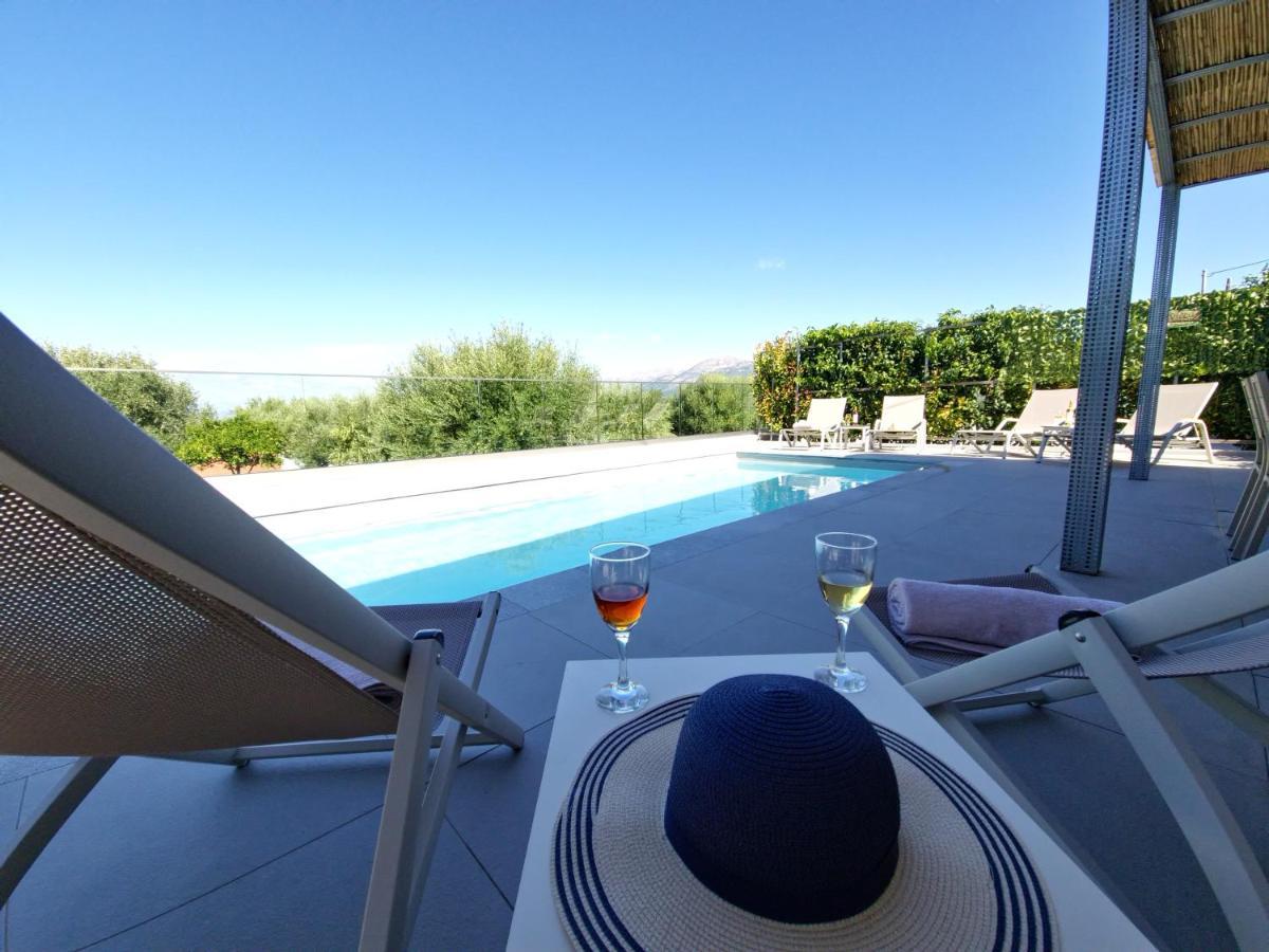 Onar - Luxury Villas 아르고스톨리온 외부 사진